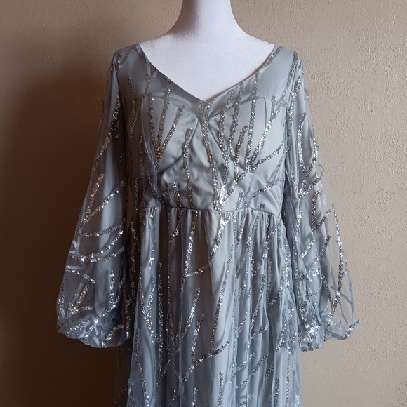 Icy Princess Silver Glitter & Gray Long Sleeve Event Evening Dress Size XL - Picture 4 of 10